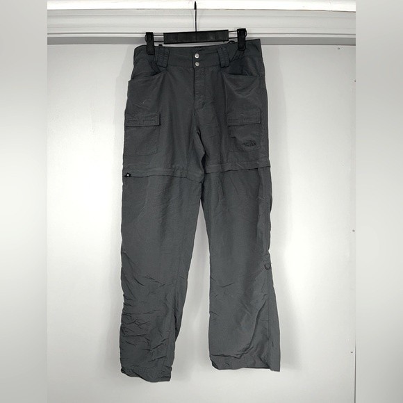 The North Face Pants - The North Face Women's Size 8 Convertible Roll-Up Zip-Off Pants